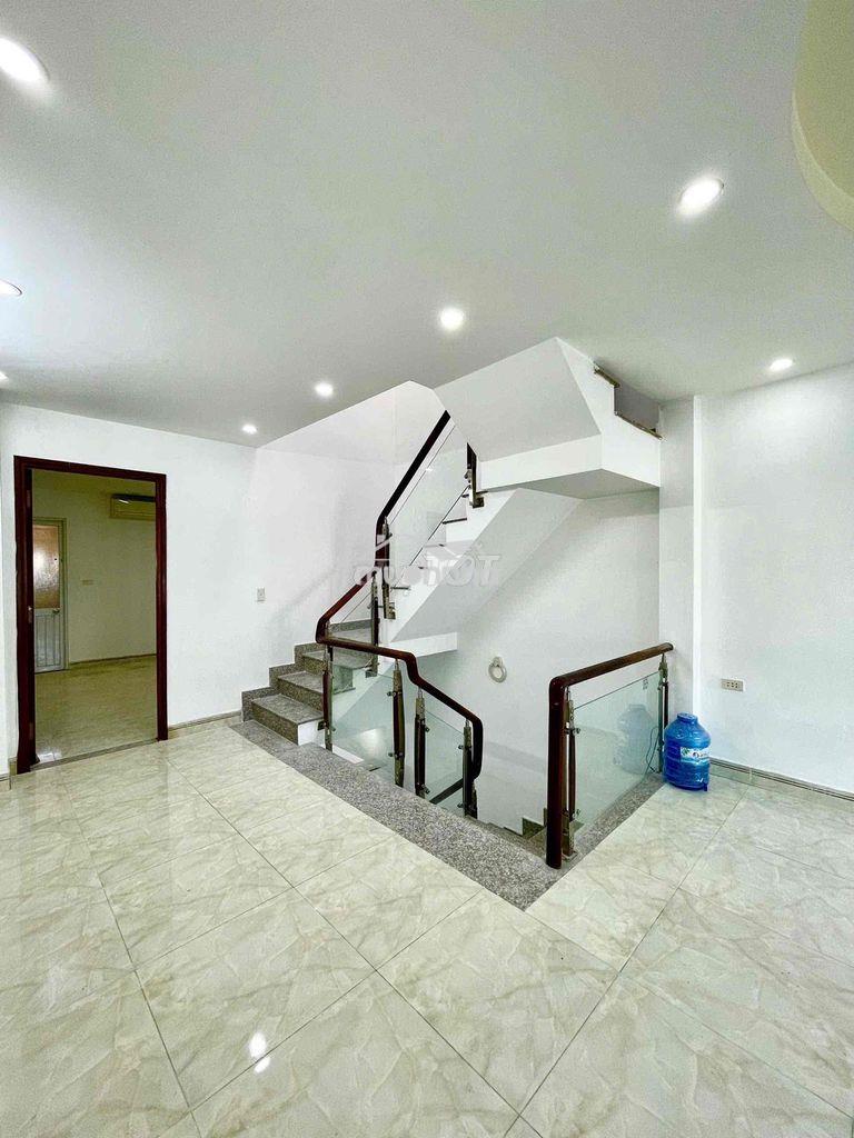 Bán nhà 3 tầng đường xe tải thông - lã xuân oai - 63m2 - chỉ 6 tỷ tl - 3