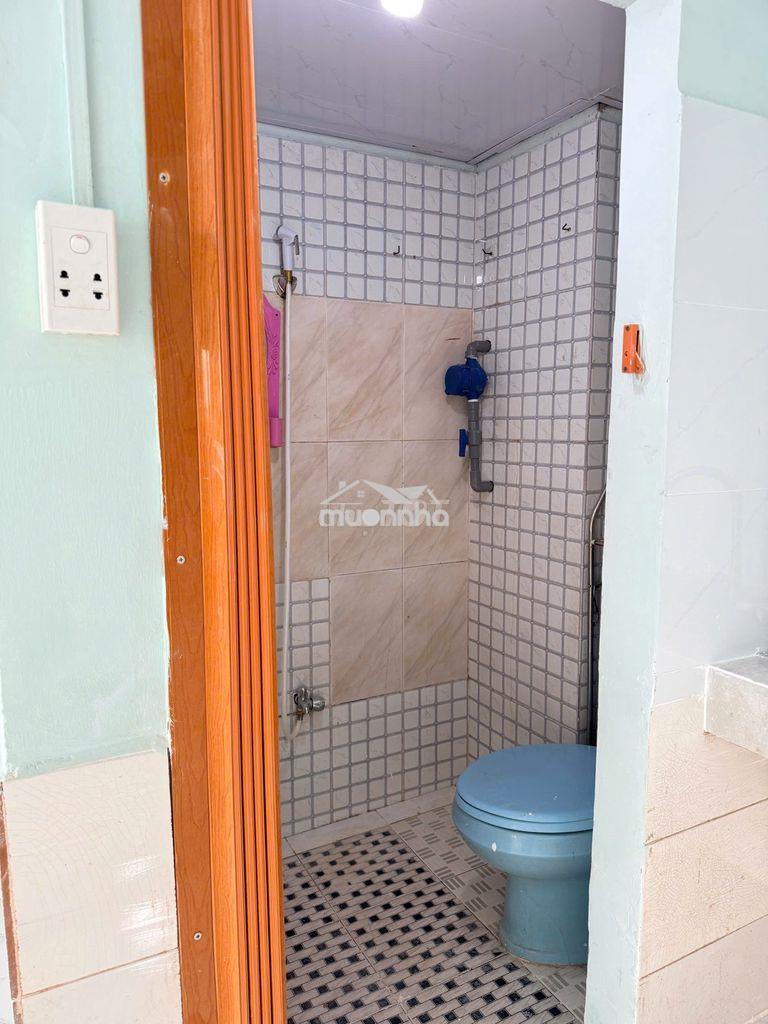 Cho thuê phòng trọ mặt tiền hẻm lớn - Ảnh 3