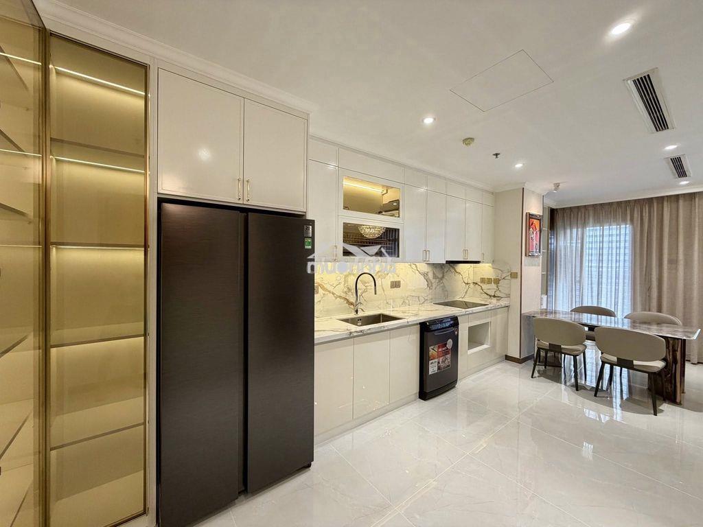 Hot deal - 2pn giá 9.65 tỷ - 82m² - không phải c3 - có sổ lâu dài - 4