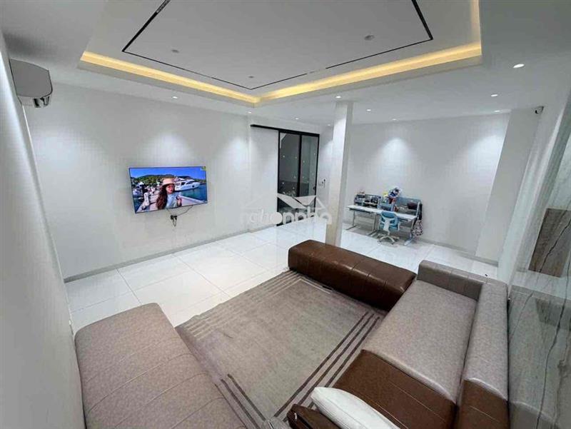 Chính chủ bán nhà hxh 3m3 x 18,5 nở hậu 7m6 - cọc giao nhà liền