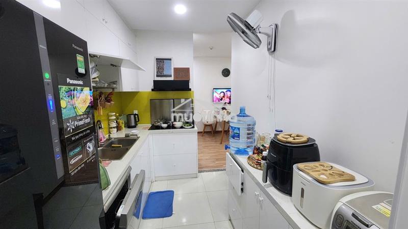 Cho thuê căn hộ diamond riverside 1646a võ văn kiệt p16 q8 ( củ)