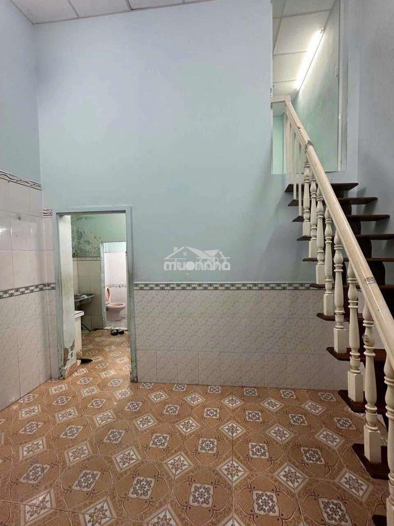 Nhà giá rẻ, 2pn 2wc gần chợ gò vấp, đh công nghiệp