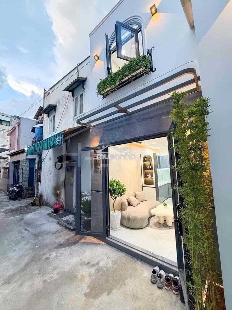 Chính chủ cho thuê nhà 2 phòng ngủ -1 phòng khách luxury nt cao cấp