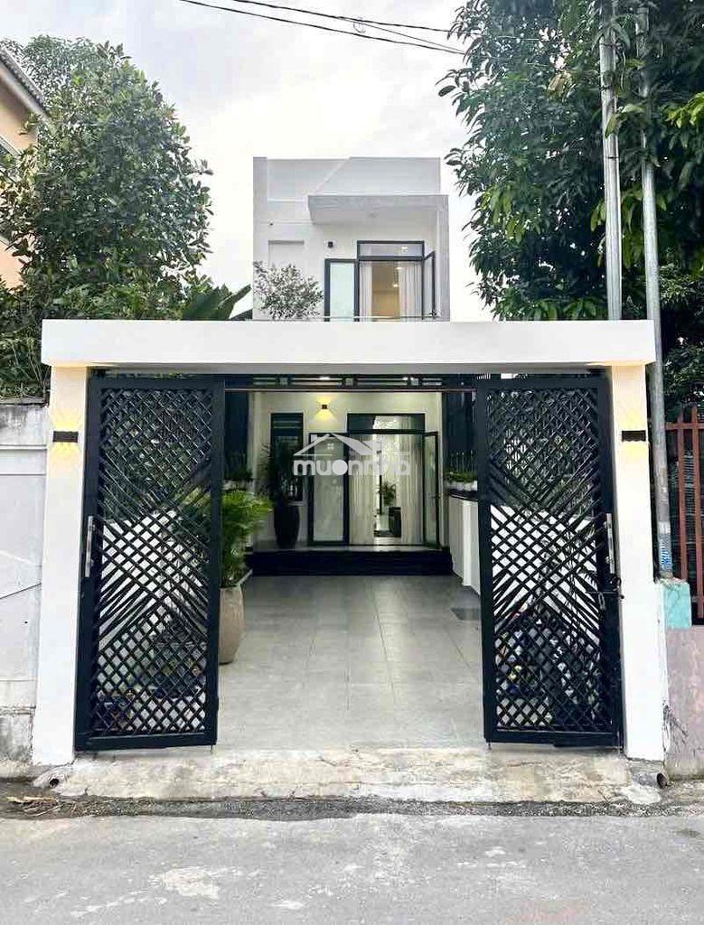 Cho thuê nhà mới 100% 3phòng ngủ sân đậu ô tô gần chợ phú mỹ