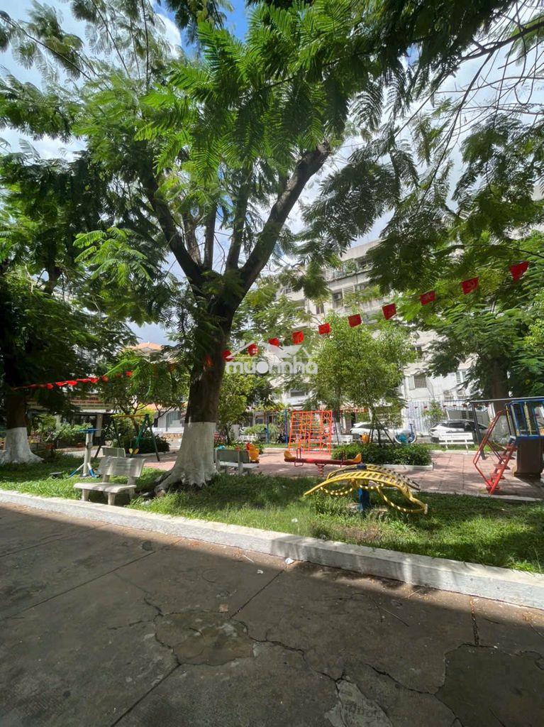 Bán căn 2pn c.cư 43hồ văn huê p9 pn 49m2 view công viên 3,4tỷ (bl)