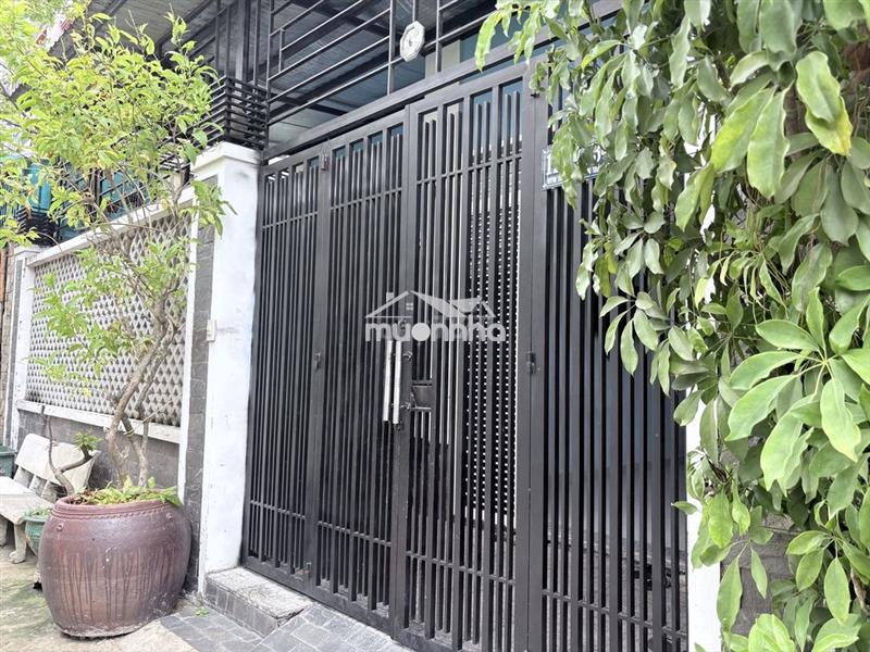 Nhà phường phú thuận cách pmh 500m