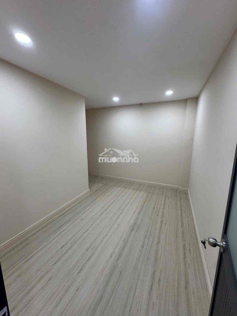 Nhà giá rẻ 60m2 hẻm xe hơi nhỉnh 5 tỷ tô ngọc vân phạm văn đồng - 4