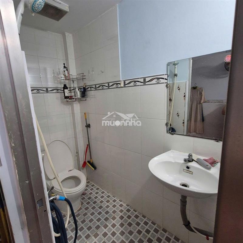 Bán nhà hẻm  ba gác rộng rãi đường phạm thế hiển p4 q8 