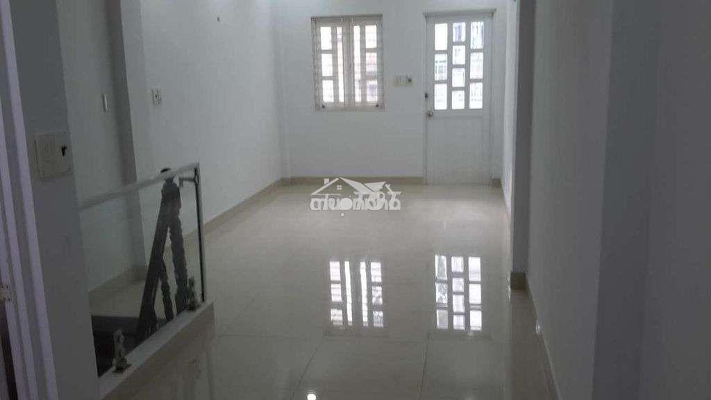 Hẻm 3m ông ích khiêm - 2