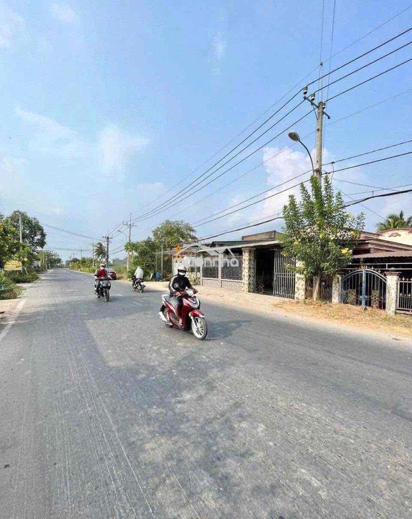Kẹt tiềm bán gấp - 2