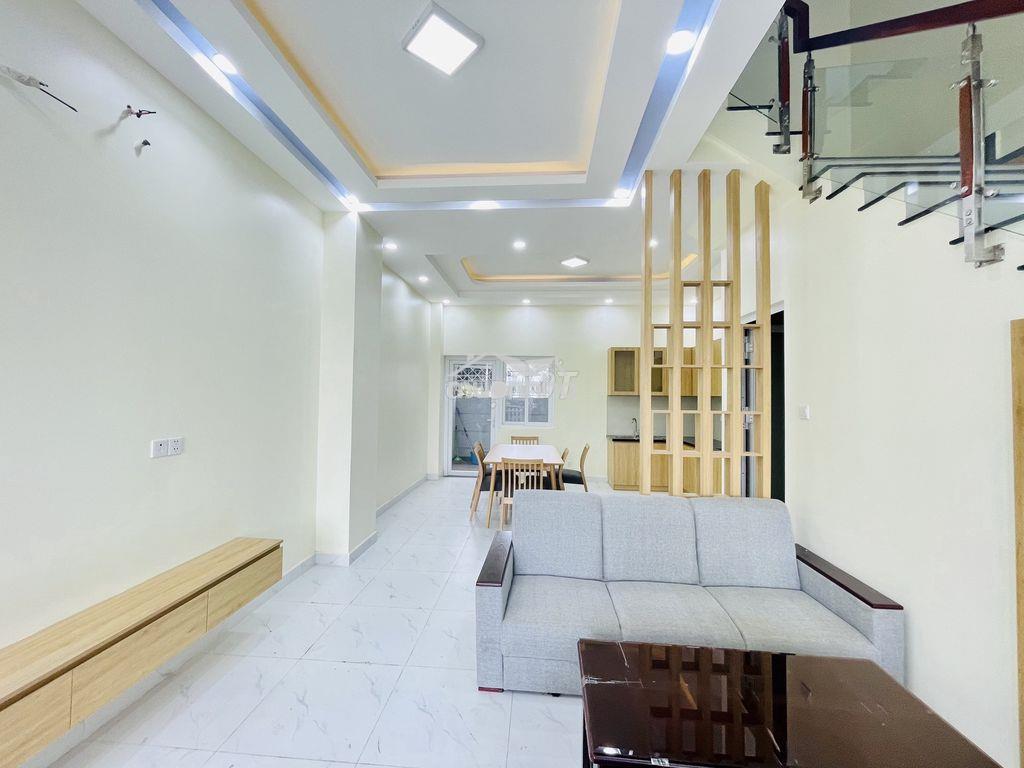 Nhà compound melosa khang điền - 4pn 5wc - nt gần full -sân ô tô riêng - 2