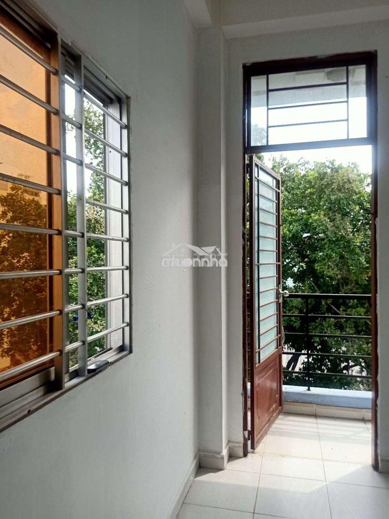 Phòng trọ 15m2 trần văn đang q3 - 2