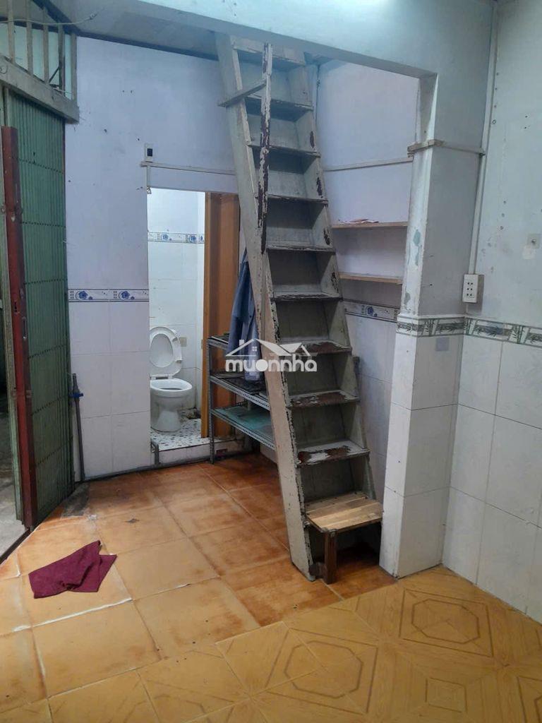 Cho thuê nhà nhỏ nguyên căn đường hồ thị kỷ  - 4