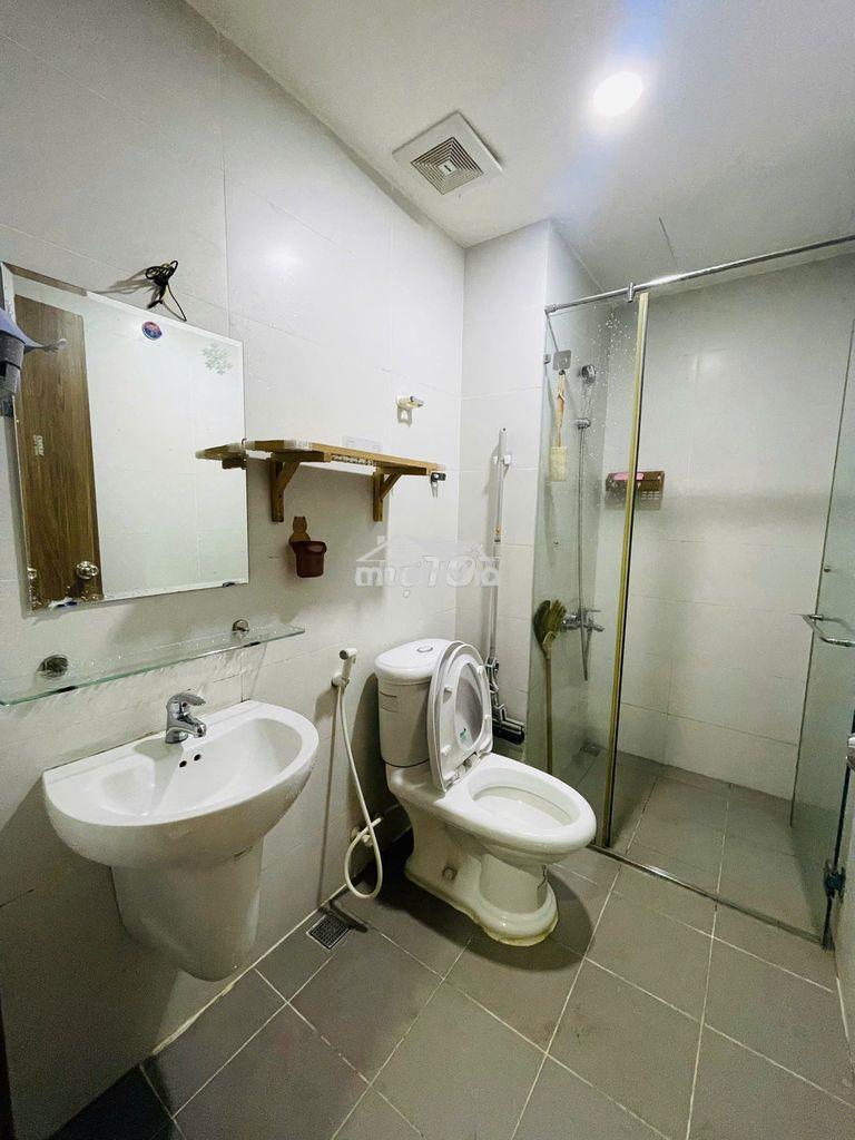 Cho thuê căn hộ goldora plaza giá chỉ 10.5tr 2pn - 4