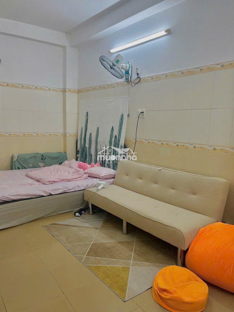 Phòng (full tầng 1) quận 3, 524 nguyễn đình chiểu (gần cao thắng)