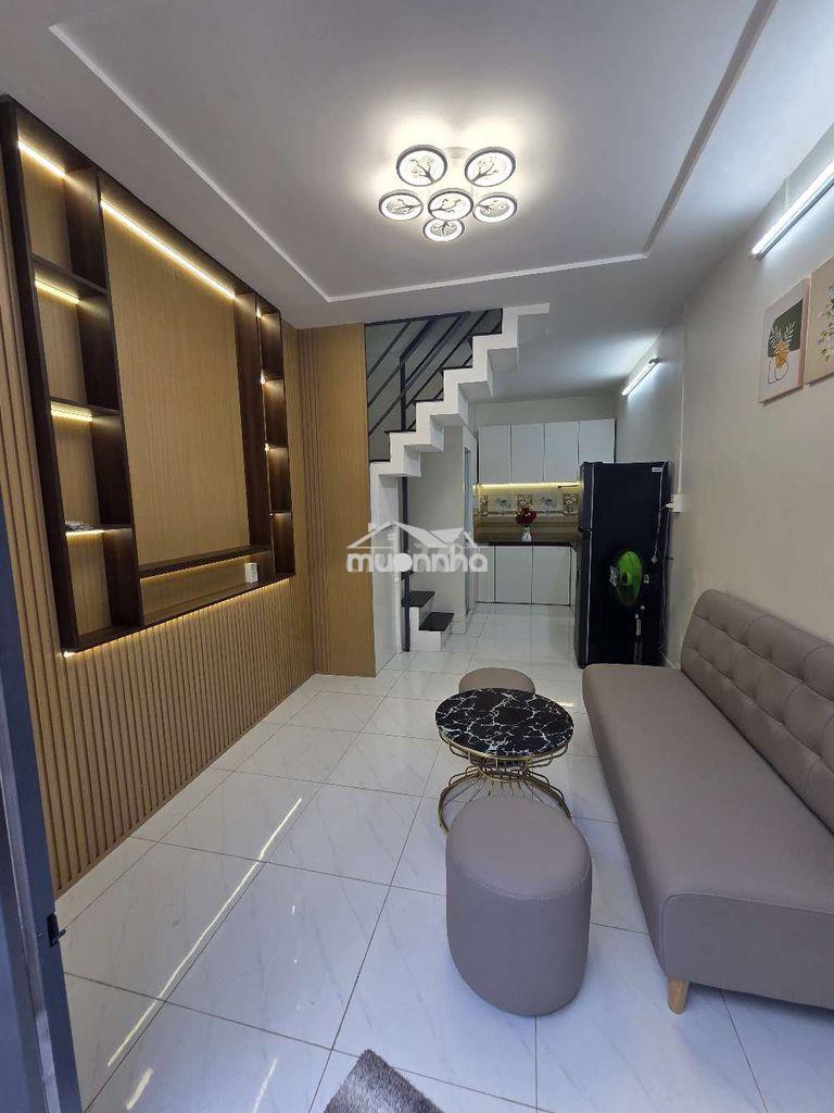 Nhà trệt lâud ở lê văn lương gần cầu rạch tôm