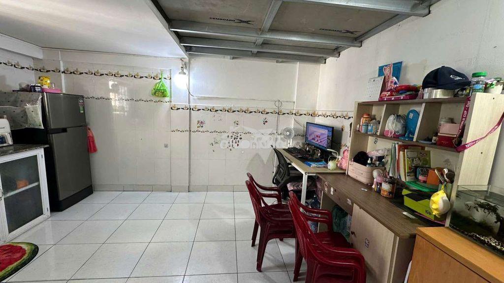 Becamex định hòa, lầu 4 giá : 375 triệu. toàn quốc mua được - 2