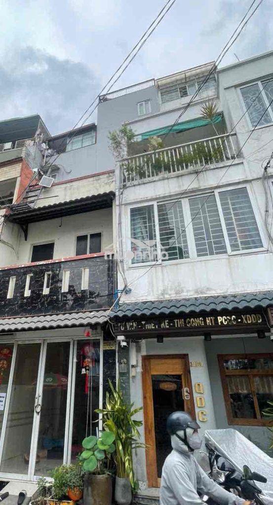 Chính chủ cho thuê nhà hxh 212 nguyễn trãi q.1 giá 12tr 2pn 2wc nt lh