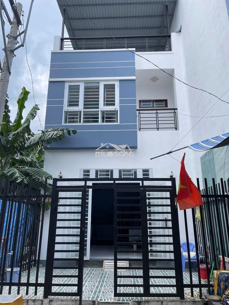 Cho thuê nhà  2 lầu 4 pn - hẻm xe hơi - giá 10tr 