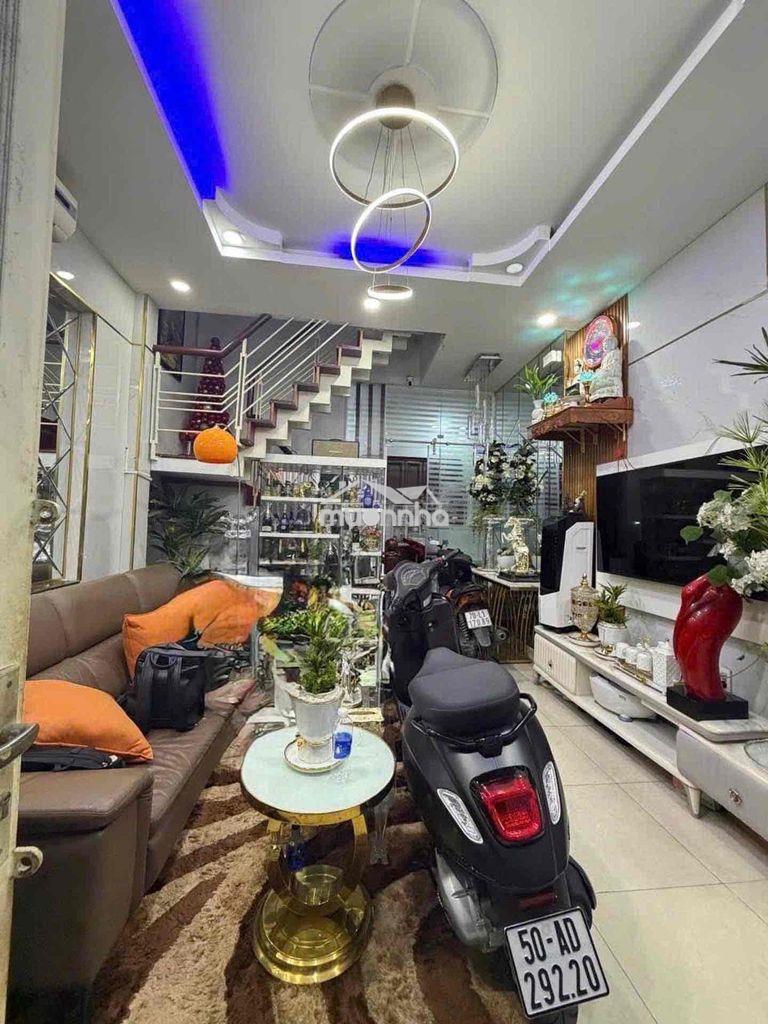 [Bình tân] oto đỗ cửa 3 tầng sân thượng đúc hoàn công
