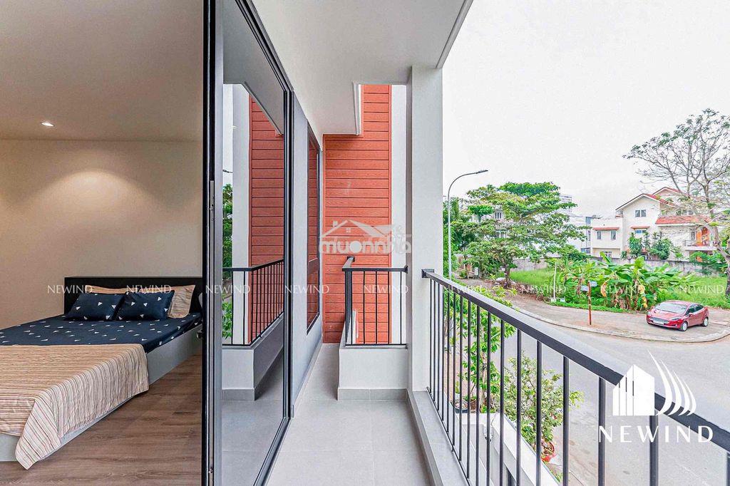 Căn hộ ban công/ cửa sổ full nội thất, thang máy, cho pet sát q1_q4 - 2