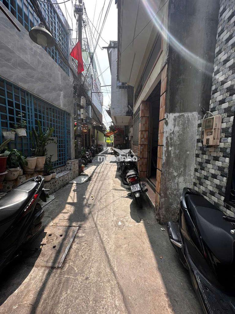 Nhà d5,  nguyễn gia trí gần trường ngoại thương, 