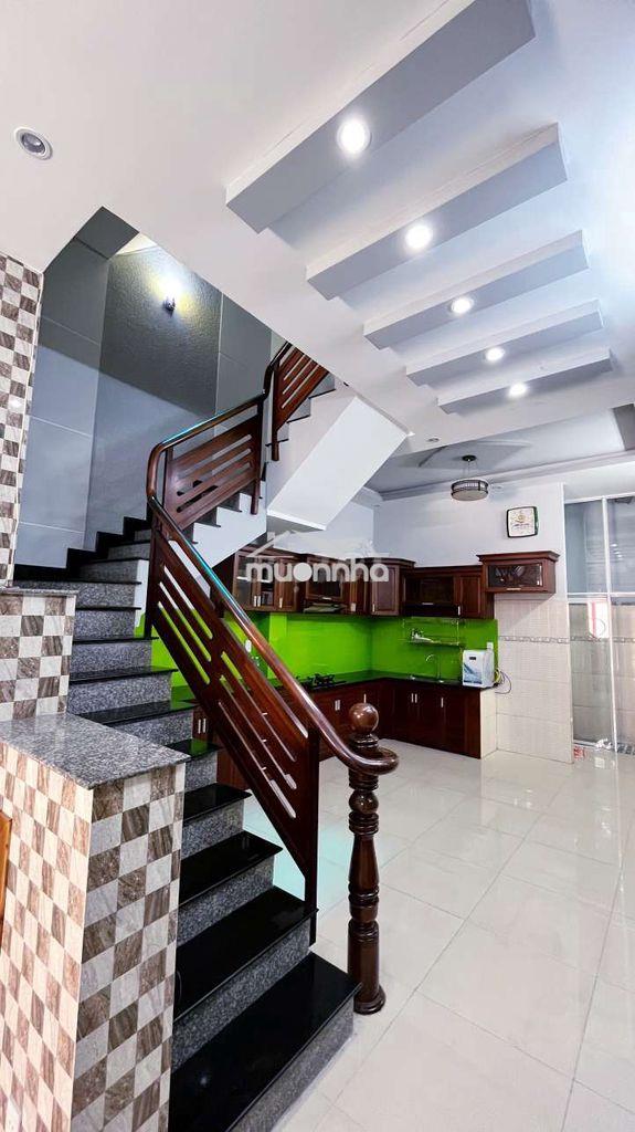 Cho thuê nhà 4 tầng, 4pn, 6wc,hxh, quang trung, p8, gò vấp - 3