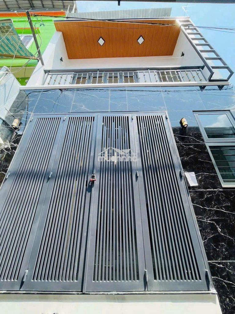 Nhà mới trệt lầu dt 5x9m  full nội thất khu lý phục man 
