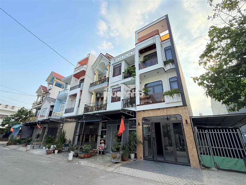 Nhà phố bình dương cách thủ đưc hcm 3km