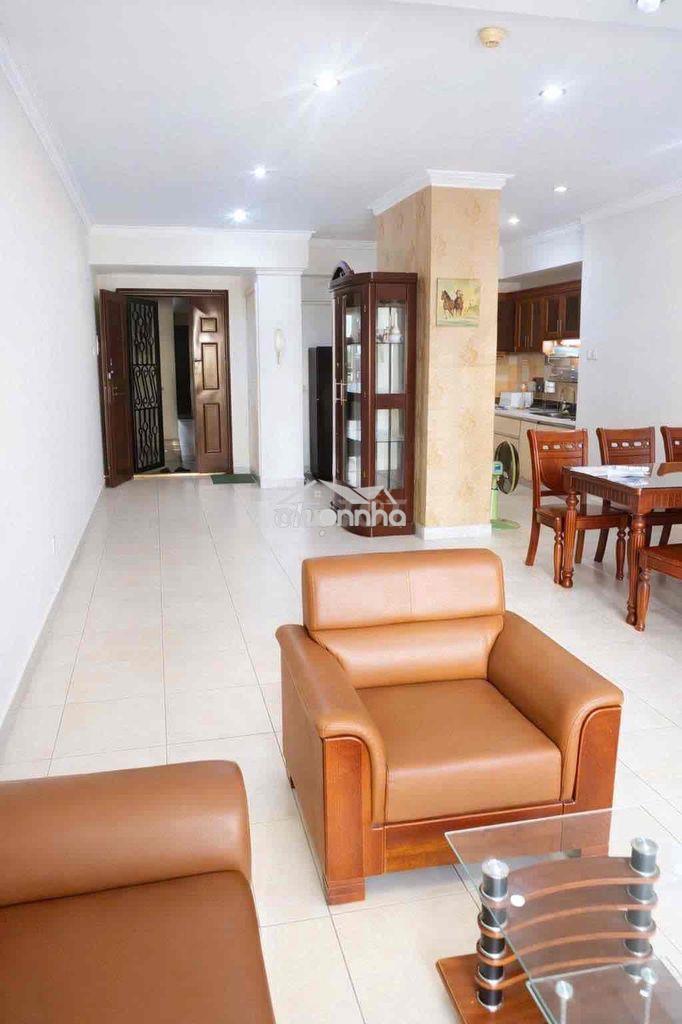 Hiếm. bán căn phúc yen 122m 3pn sổ riêng giá chỉ 5.3 tỷ. đủ nội thất.