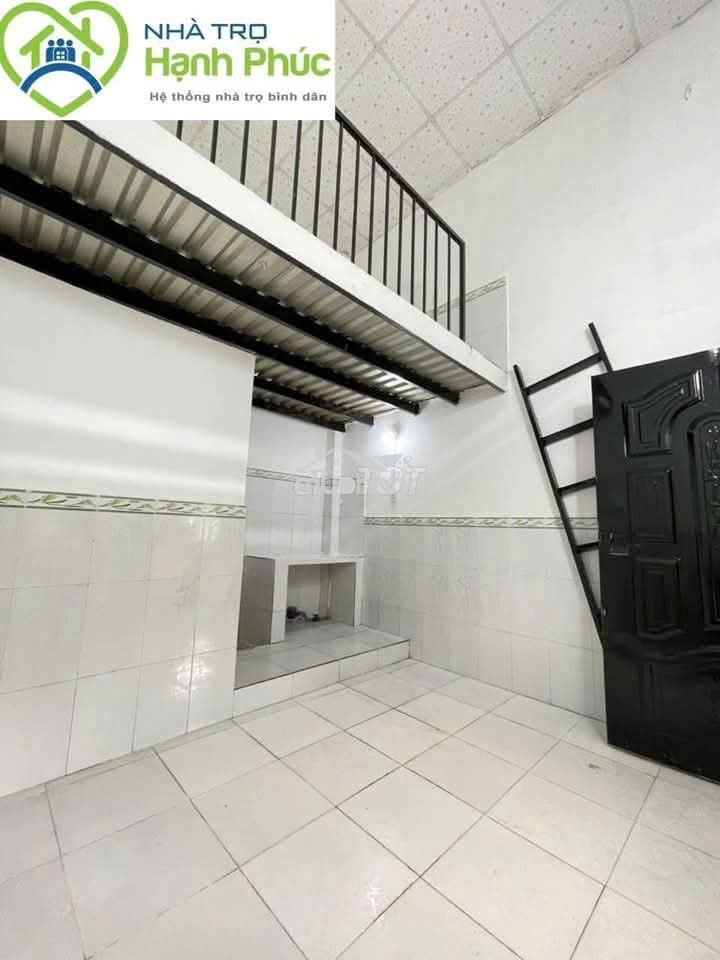 Phòng trọ gác cao cực thoáng ngay phạm văn đồng gần cầu vượt linh xuân - 4