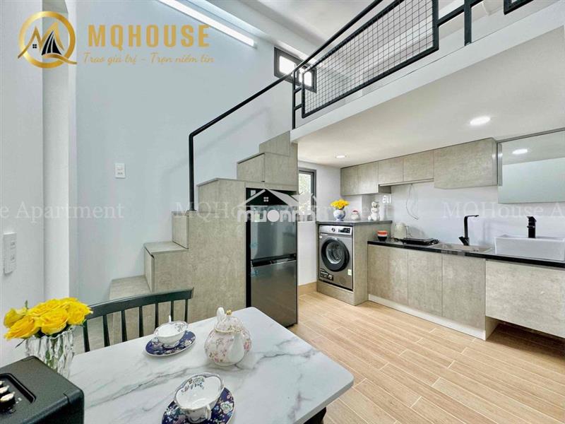 Phòng bancol, full nt , gác không đụng đầu, mg riêng, thang máy