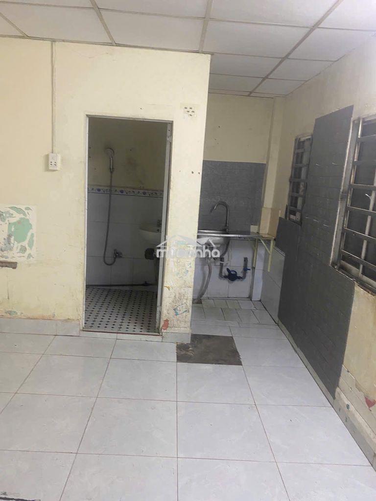 PHÒNG TRỌ 28M2 NGAY CHỢ CÂY ME