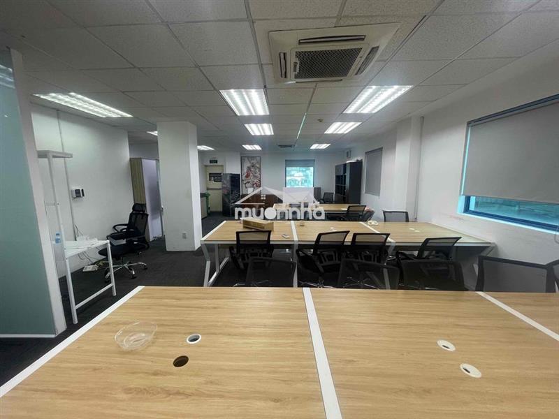 Văn phòng nguyễn trãi q5 150m2 full nội thất