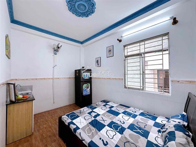 Phòng trọ giá rẻ mặt tiền võ văn kiệt có thang máy - full nt có cửa sổ