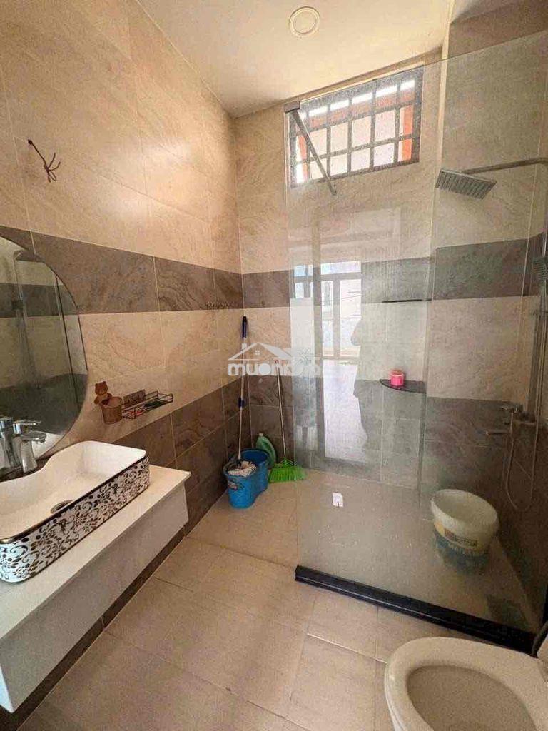 Nhà 1 trệt 2 lầu 3 phòng ngủ 3wc gần phạm văn đồng thủ đức - Ảnh 2