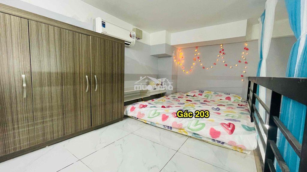 Phòng gác máy lạnh sạch thoáng - full nội thất - giờ tự do - xe free - 3