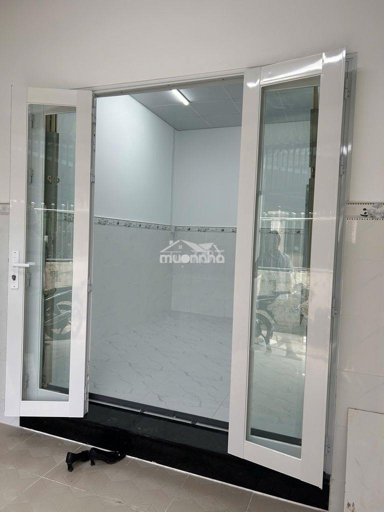 Nhà trung tâm tt hóc môn, 48m2, 2pn, sh chính chủ, sát chợ hm, lth