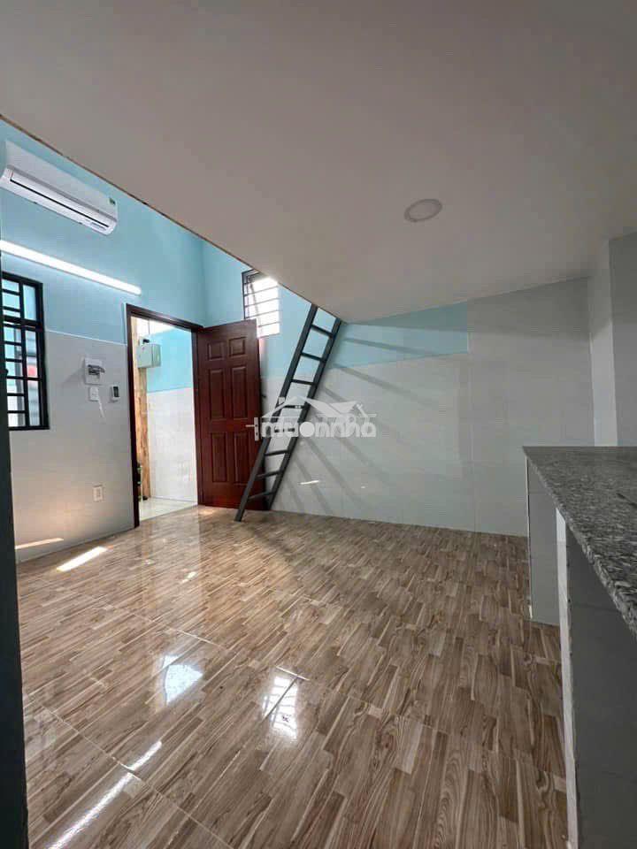 Phòng duplex có máy lạnh gần bệnh viện đh ngân hàng spkt  - Ảnh 2