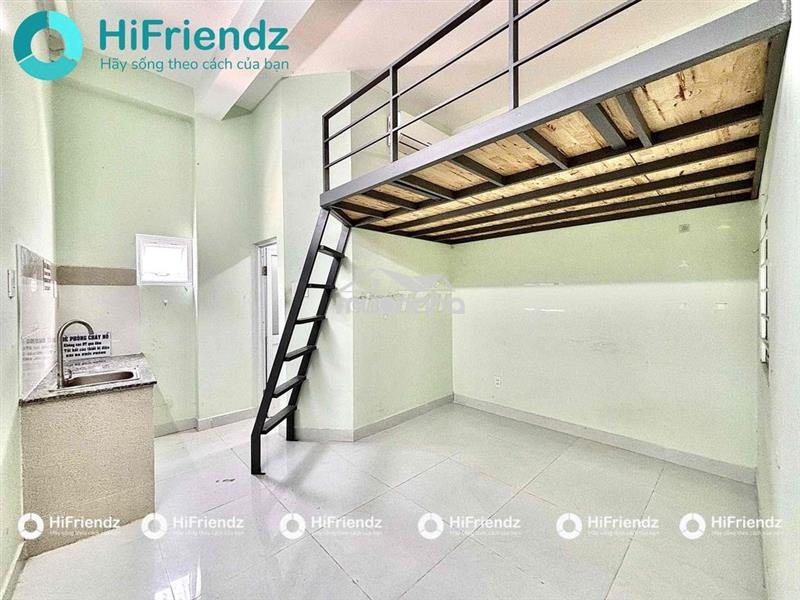 Phòng gác giá rẻ đi bộ qua cvpm, cđ fpt cọc nửa tháng