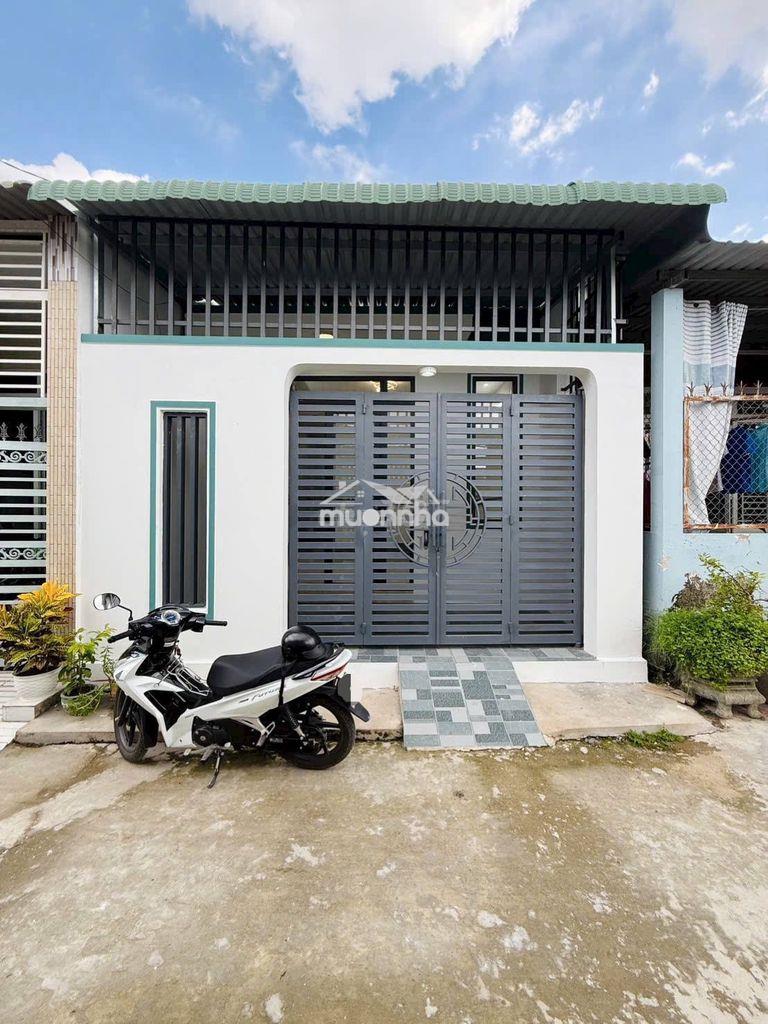 Bán gấp căn nhà mới gần bv xuyên á - củ chi, 105m2, giá 895 triệu, shr