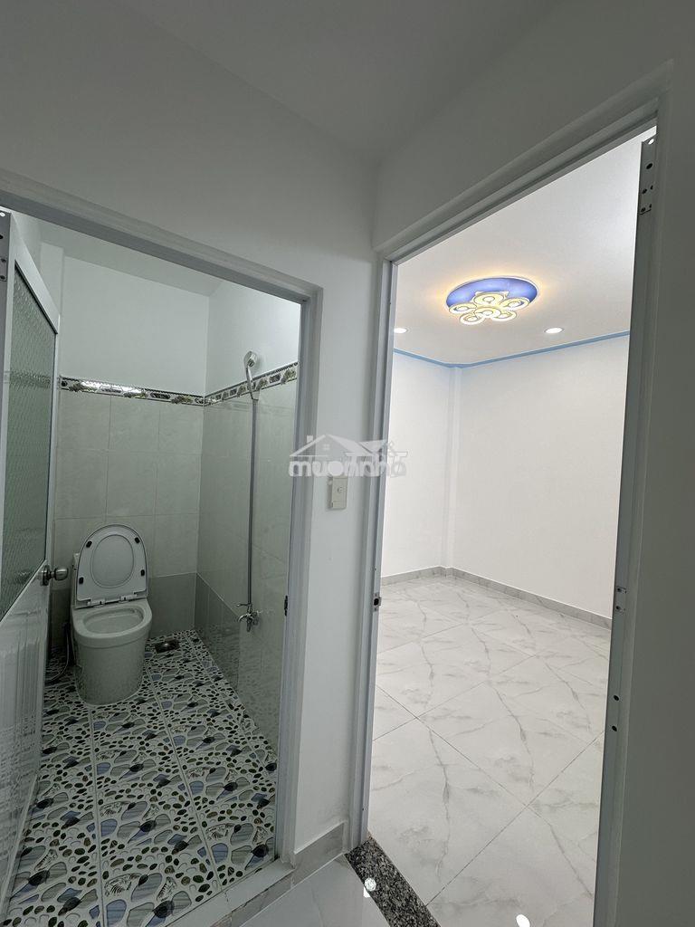 Nhà mới 2pn 1p thờ 2wc hẻm xe hơi  - 4