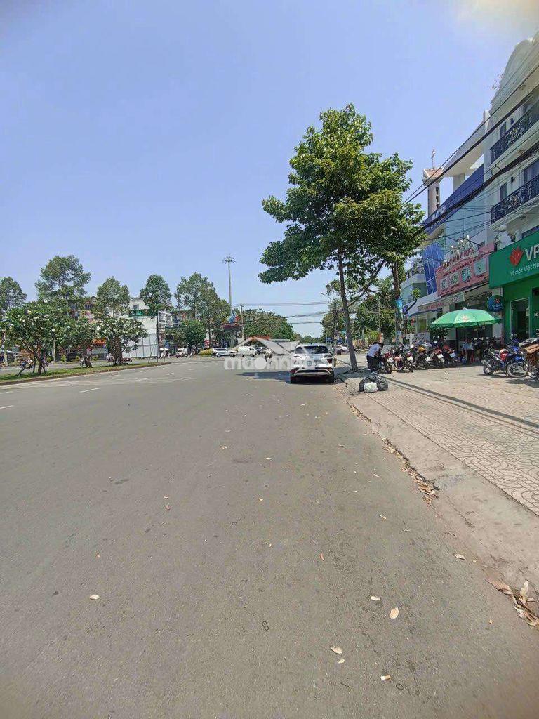Cho thuê nhà nguyên căn mặt tiền vành đai trong, bình tân