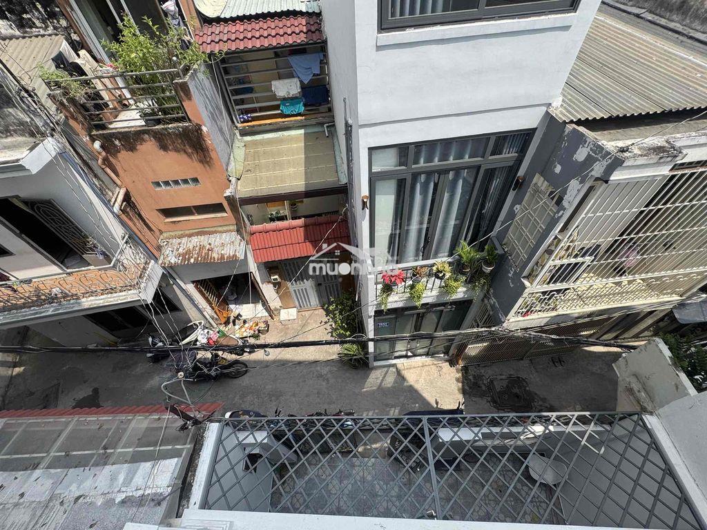 Giảm 500tr - nhà đẹp ở ngay  - dtsd 105m2 (ngang 6m) hẻm 3m thông - 2
