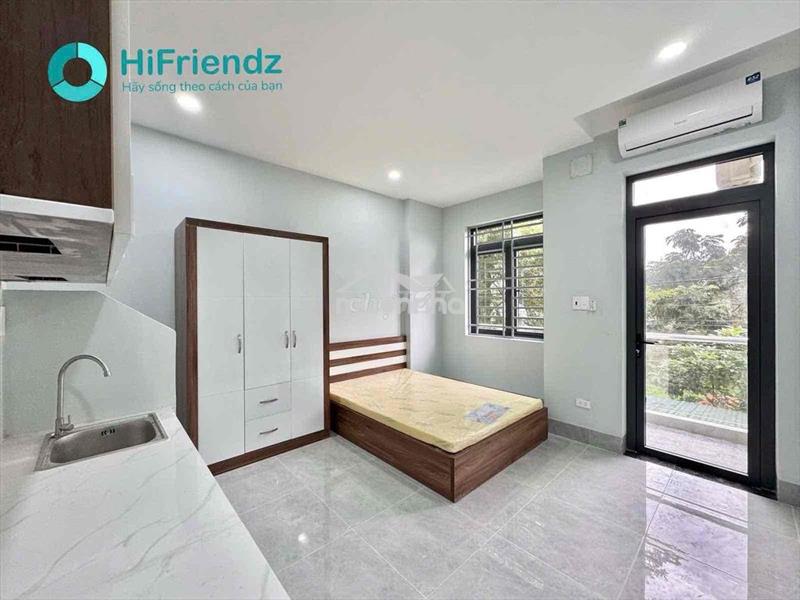 Phòng ban công cực xinh,free xe,lộ oto,full nt,gần văn hiến