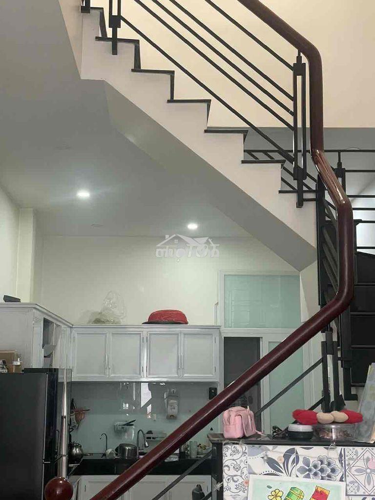 Cho thuê nhà đường âu cơ 3,5x14 kết cấu 1 trệt 1 lầu 1 gác 3pn 2wc - 3