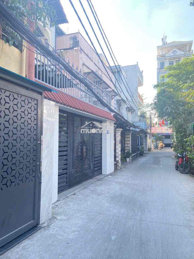 Nhà đẹp q7 ngay vincom nam long. full nội thất xịn xò. ngang ~ 4.5m