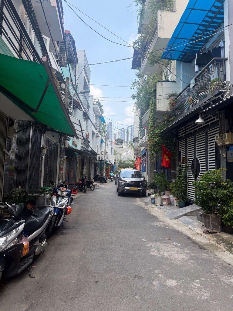 70m2- 7tỷ 950- đường xe hơi tránh gần khu nam long q7- kdc hiện hữu