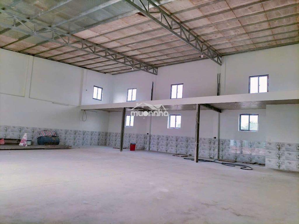 Xưởng  300 m2 mới xây - gác lửng - bà điểm hóc môn - 3