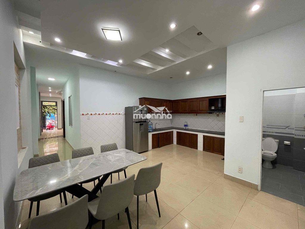 Cho thuê nhà phố quận 7 huỳnh tấn phát . gia: 30 tr - 2